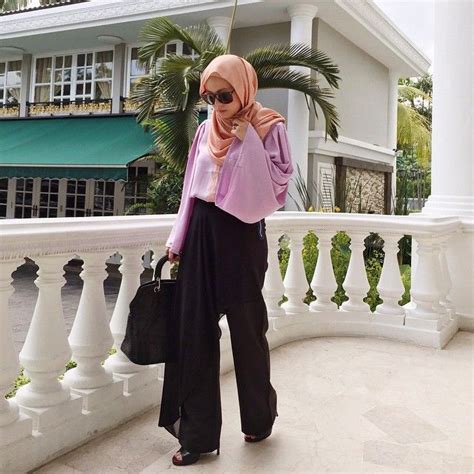 Exclusively designed and made using custom made studs and premium materials, the sofina 3 is a versatile bag that comes. 17 Best images about All about vivy sofinas yusof :) on ...