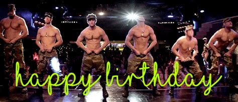 The best gifs are on giphy. Risultati immagini per happy birthday gif funny | Alles ...