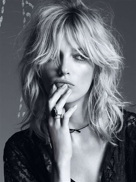 Short hairstyles of the 70s. Iconic '70s Hairstyles For Modern Day Disco Glamour