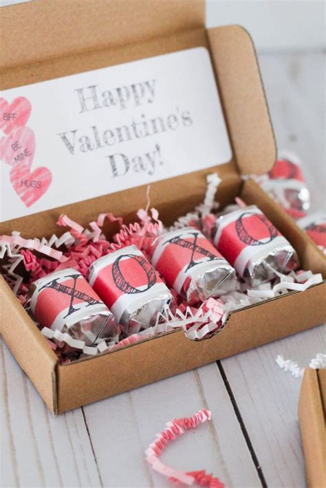 You have to surprise them. Valentine's Day Gifts For School Classrooms | Valentines ...