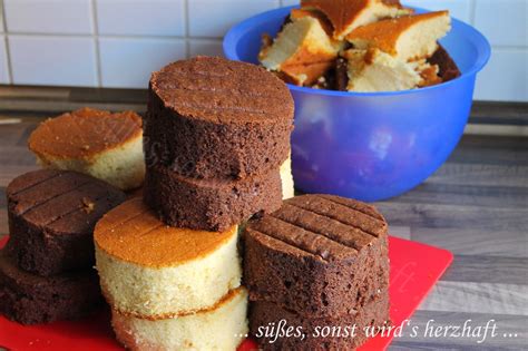 Die schnitte mit wasser etwas verstreichen. ..süßes sonst wird's herzhaft..: Rockstar ♫ Minions