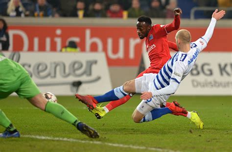 Hindistanda koronavirusa yoluxanların sayı 24 milyonu ötdü. Wenn Narey trifft, gewinnt der HSV