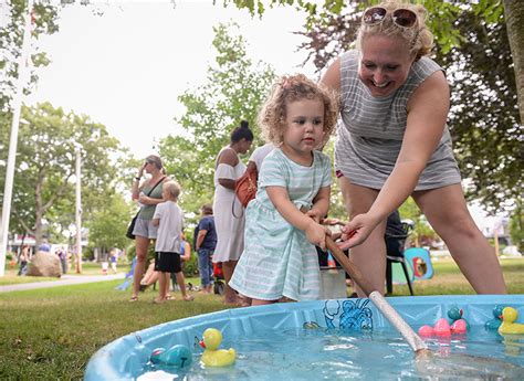 Le migliori bacheche di giulia napolitano. Saturday morning fun at the Children's Festival - The ...