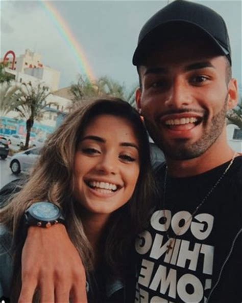 Thiago maia isadora pompeo casamento. Thiago Maia "quebra gelo" no Santos, rebate críticas e ...