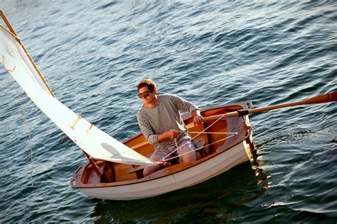 You need to decide how much tips and instructions are essential for you before building your pontoon boat. Balmain DIY Sailboat Kit | Uncrate
