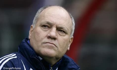 Martin jol werd in 1964 als achtjarige lid van de haagse voetbalvereniging jac (jeugdkring ambtenaren combinatie; Scheveningen strikt Martin Jol voor technisch beleid ...