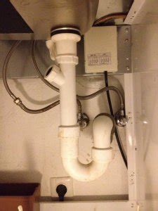 Lll ihre waschmaschine zieht kein wasser mehr? Waschmaschine Anschließen Wasserhahn Aufdrehen