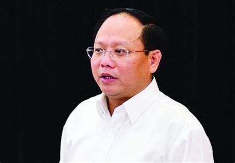 Phó bí thư thành đoàn tp.hcm. TP.HCM: Phó bí thư mất chức, cựu Phó chủ tịch bị bắt vì ...