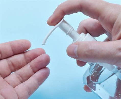 Listerine, with its multiple ingredients, boasts the same effects. Does Hand Sanitizer Kill Ringworm : Can Hydrogen Peroxide ...