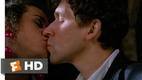 Ira underling (stephen rea) meets doomed british soldier's (forest whitaker) lover. The Crying Game (7/11) Movie CLIP - First Kiss (1992) HD ...