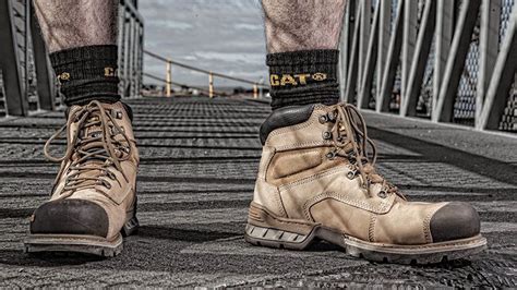 Men's work boots and women's work boots have made even greater strides over the past century. 20 Best Work Boot Brands for Men | Good work boots, Work ...