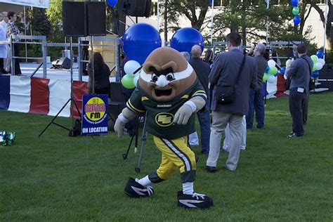 The edmonton football team was founded in 1949 as the eskimos. Edmonton Eskimos Mascot | The Edmonton Eskimos mascot ...