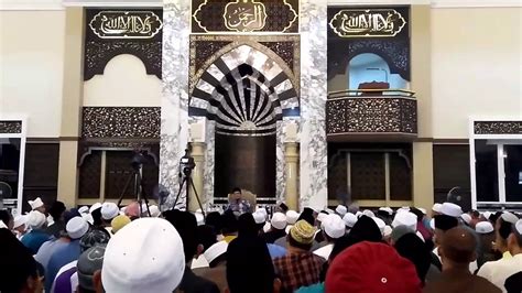 Cami kategorisinde yer alan masjid darul hana adres bilgileri: Ustaz Kazim Elias di Masjid Darul Hana Kuching Sarawak ...