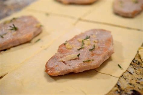 There are as many different incarnations of pork chops as there are grains of sand in all the beaches of the world (hyperbole much?) but just look for the thinnest. Ina Garten/Center Cut Pork Chops Recipes : Ina garten ...
