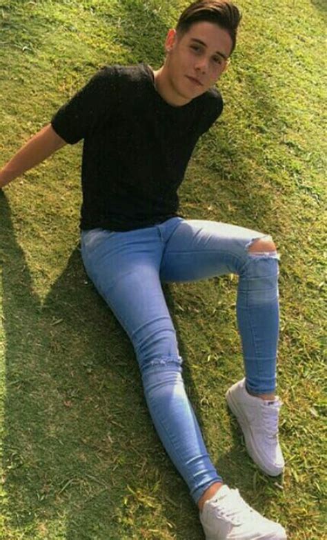 Listen to skinny_boy_b4l | soundcloud is an audio platform that lets you listen to what you love and share the sounds you create. Naamloos | Super skinny jeans men, Skinny jeans boys ...