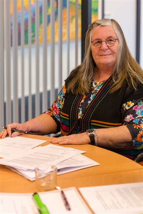 Ik scheikunde niet begreep op de middelbare school. Boek10 schrijvers - Hoe is het nu met Lieve van den Berg ...