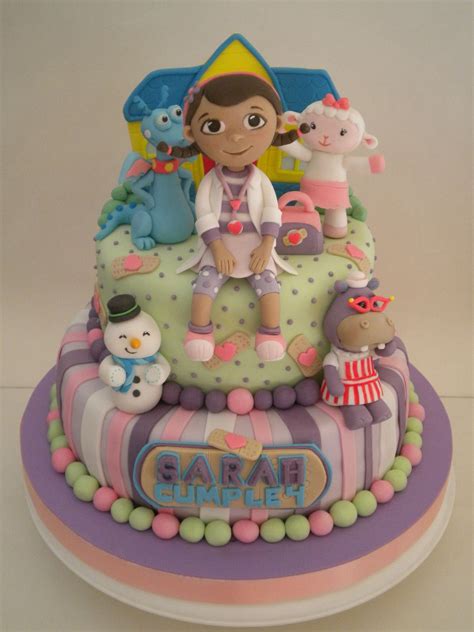 Assist doc mcstuffins in finding all of her tools that are somewhere in the clinic. Torta Doctora Juguetes | Pastelera Bakery Shop | Flickr ...