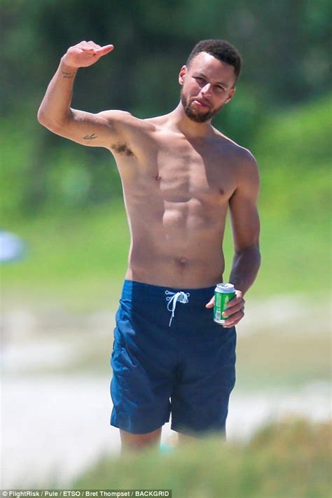 'nothing to report' on possible warriors extension. Steph Curry shows off chiseled torso on Hawaiian beach ...