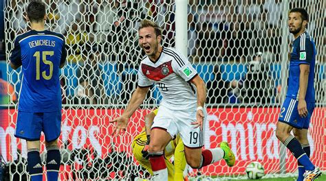 This is fußball wm 2014 deutschland argentinien by jochen mai on vimeo, the home for high quality videos and the people who love them. Nationalmannschaft trifft in Dortmund auf Argentinien ...