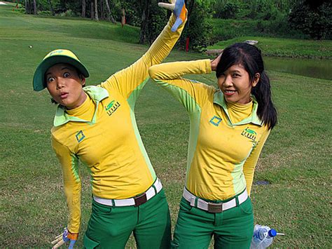 Tante pakai baju jaring jaring : foto foto abg nakal: Sexy Girls : Indonesian Caddy Golf