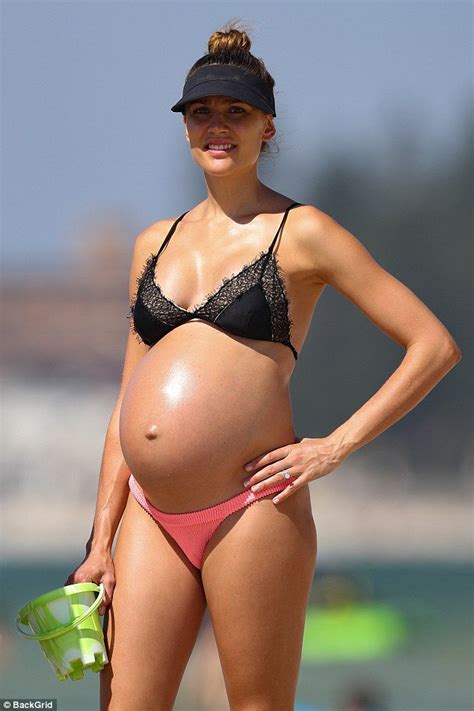 2,267 likes · 4 talking about this. Pregnant rachael finch shows off her bikini body at the ...