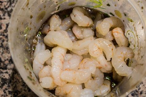 When they marinate overnight with all that lemon juice that will take care of any remaining underdoneness. add the cooled shrimp and onions to the marinade and mix well. Grilled marinated shrimp: quick and simple dish to prepare | Cookist.com