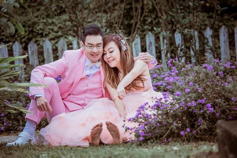 Premier li is ranked only second to party general secretary xi jinping among 7 members of the 18th and 19th politburo. 李偲嫣終極婚照曝4吋事業線 「一生都未試過咁Sexy」 - 香港膠登 HKGalden