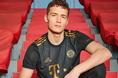 Get bayern's full schedule, fixtures, match times and know where to watch live bayern's preparation for the new season was a shaky one, with three losses and a draw in four matches. Bayern Munich 2021/22 Away Kit Release Details | HYPEBEAST