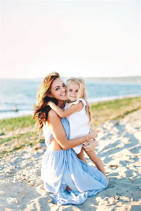 Summer family photo shoot, beach family photos, summer ...