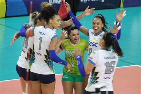 Jogadora da seleção brasileira de vôlei! Melhor do Vôlei - tandara caixeta