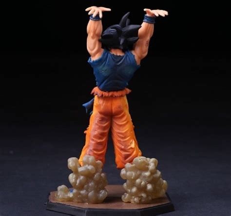 The androids have limitless energy due to their inorganic makeups, and are nearly impossible to destroy. DragonBall Z Collectibles Dragon Ball Z Spirit Bomb Set of ...