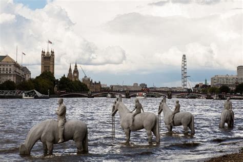 I'm an ssw solution architect and i specialise in teaching and building enterprise applications with. Jason deCaires Taylor | Détails d'Architecture