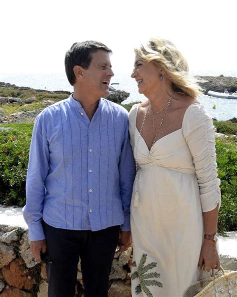 Agée de 53 ans, susana gallardo est présentée comme « une femme d'affaires ⋙ anne gravoin : Manuel Valls y Susana Gallardo: todo sobre la tercera celebración de su boda - Foto 5