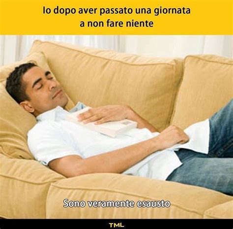 Se la nostra casa ha un look più moderno, anche il bagno avrà un gusto contemporaneo, viceversa, se amiamo il classico, daremo al nostro servizio un tocco di. Immagine Cuscini divano di Matilde su Tua madre è leggenda