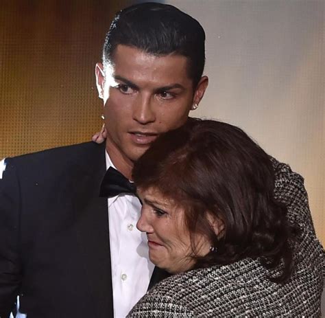 Das passiert wenn cristiano ronaldo eine frau verführt! Cristiano Ronaldo Frau Tot