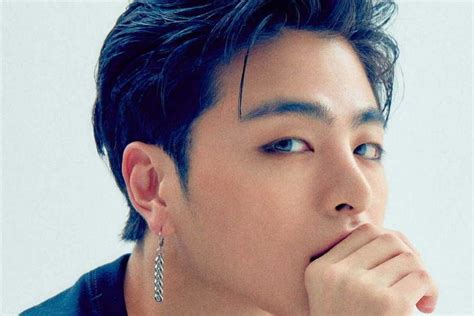 Yg's rookie boy group ikon's koo junhoe is the center of controversy, as he was several internet community websites had a post with the title ikon koo junhoe clubbing with smoking girls in a. Junhoe de iKON se disculpa de nuevo por su incidente de ...