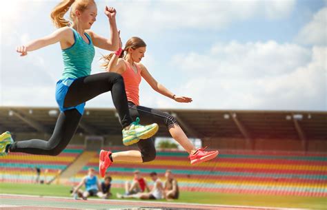 Die erste olympiade der neuzeit fand rund 1500 jahre nach dem verbot der olympischen spiele der antike, im jahr 1896, in athen statt.an den ersten olympischen sommerspielen der neuzeit beteiligten sich 13 nationen: Mit etwa 800.000 Teilnehmerinnen und Teilnehmern ist ...