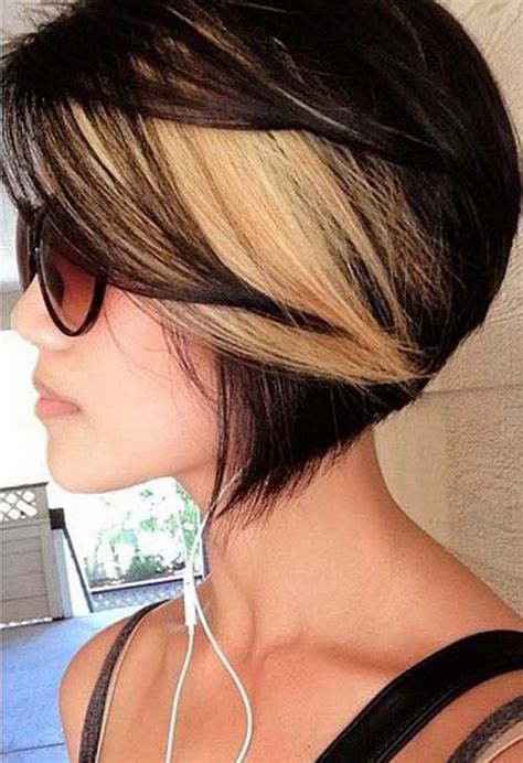 Here is an asymmetrical bob hair with layers and gorgeous highlights on dark hair color. 50 Stylish Highlighted Hairstyles for Black Hair 2017