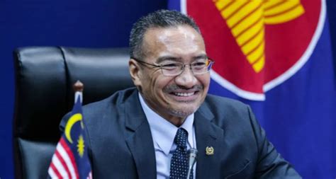 Timbalan perdana menteri datin seri dr wan azizah wan ismail. Hishammuddin akan dilantik Timbalan Perdana Menteri ...