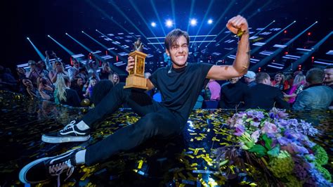 Kevin lee from wiwibloggs and ingrosso's pr was trying to stop it but there is a group effort to protect the full video and spread it to as many audience as possible. Benjamin Ingrosso vann Melodifestivalen 2018 | Eurovision ...