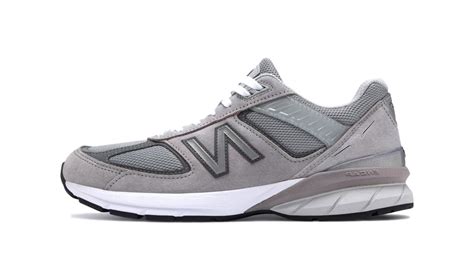 Available in kid's product details: Leder du efter New Balance 990v5 "Grey"? Find den her ...