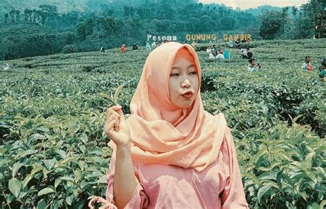 Tiket Wisata Kebun Agung Jember - Pemandian Kebon Agung Kaliwates Jember Dari Sumber Air Alami ...