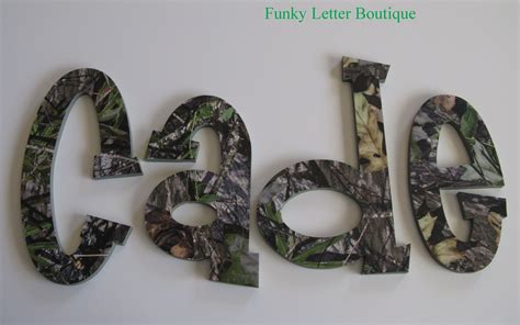 Justcamo offers a huge assortment of quality camouflage products like camo clothing, bedding, truck accessories, party supplies and home décor & more! Little Boys Dream Bedroom Hunting Themed Camo Mossy Oak ...