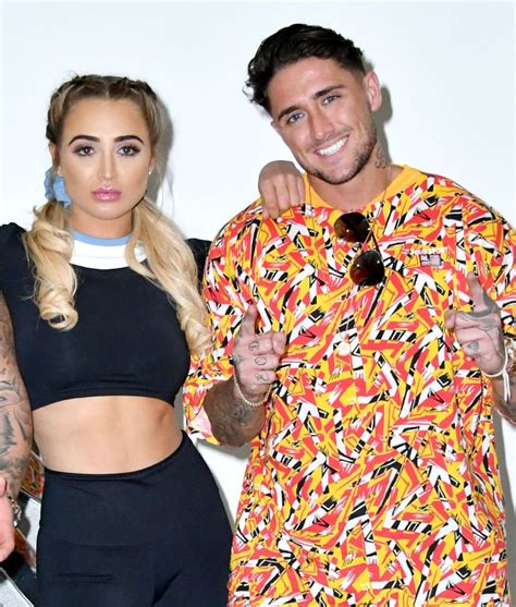 Georgia harrison has accused stephen bear of filmed her without her consent and sharing the video with several people. The Challenge's Stephen Bear Arrested After Georgia Harrison Claims - CTM MAGAZINE