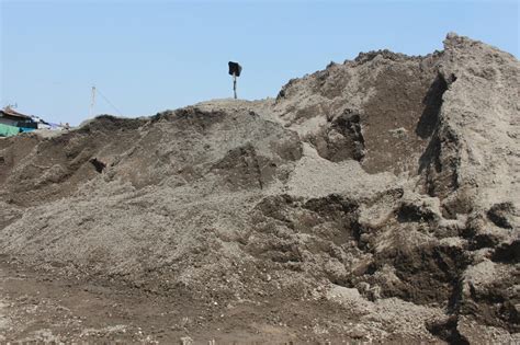 Menghitung kebutuhan bahan/material dari pondasi menerus batu kali adalah hal yang perlu dilakukan untuk mengetahui perkiraan biaya real dari pondasi batu kali tersebut. Cara Mudah Menghitung Kebutuhan Pasir dan Semen Pasangan ...