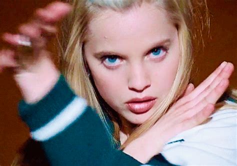 American beauty is deeply disturbing, acerbically funny, brilliantly acted, breathtakingly original and highly sophisticated. gif cheerleader film movie green makeup lips dance 90s ...