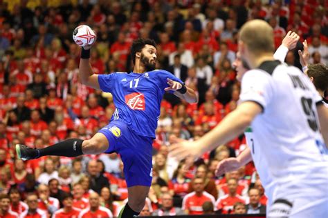 Dinamarca revalida el oro con otro mundial perfecto.mp4. Dinamarca se proclama monarca mundial de Balonmano ...