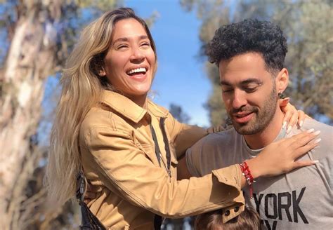 Su primer beso fue a través de la pantalla: ¡Bomba! se separaron Jimena Barón y Mauro Caiazza ...