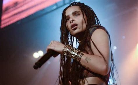 Zoë kravitz and steven tyler's daughter chelsea exchanged text messages about lenny kravitz's split pants. Lenny Kravitz: ¿Qué dijo su hija Zoe sobre su vergonzoso accidente? | Internacional ...