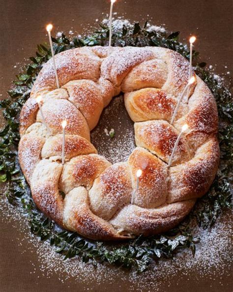 (makes 1 wreath, about 12 inches in diameter). Christmas Bread Wreath Recipe : Raspberry Vanilla Wreath Bread | Recipe | Bread wreath ... / It ...